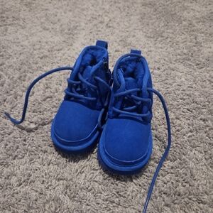 Toddler UGGs Size 6C